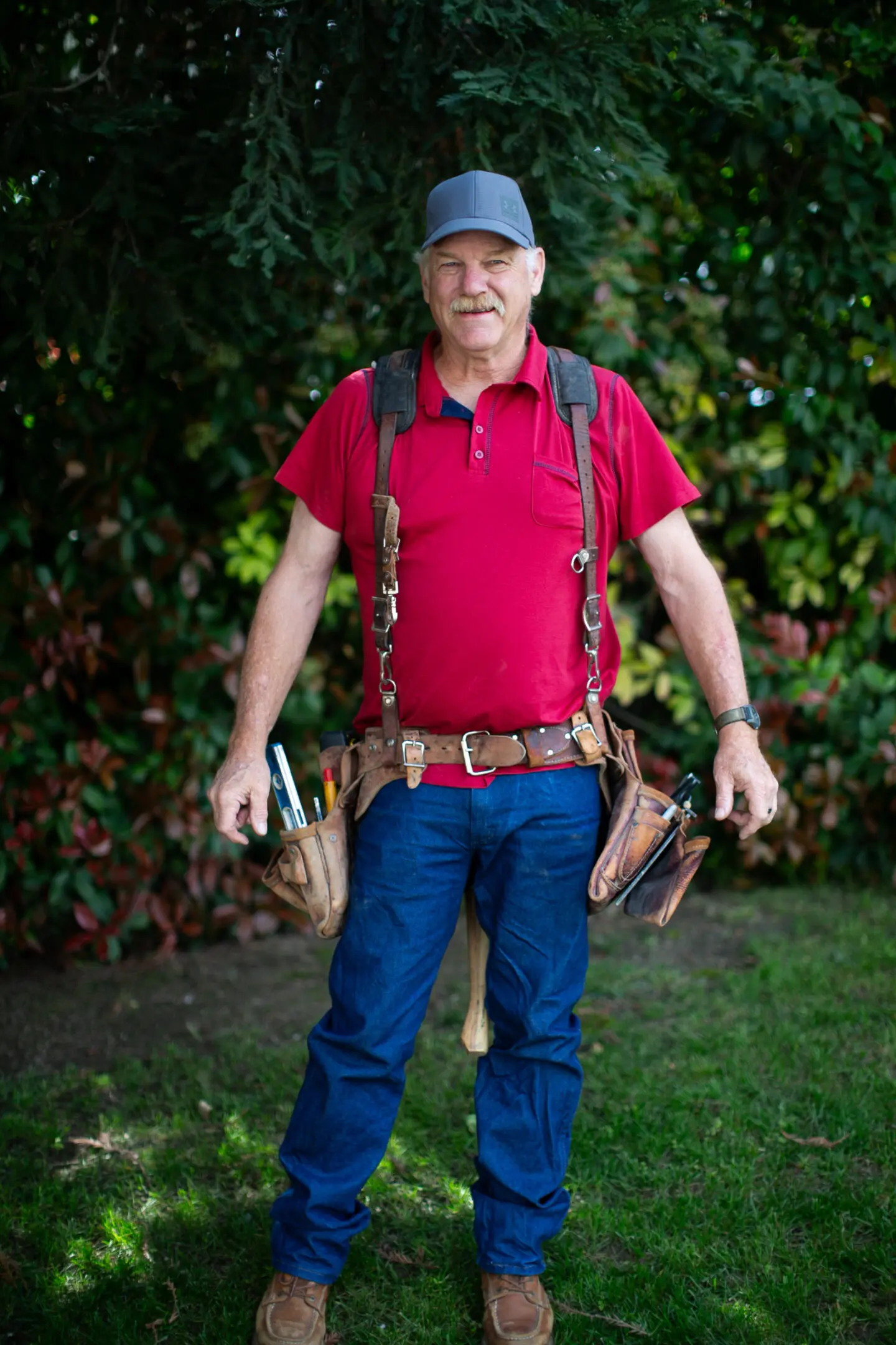 Mike Stevens of MSC construction in Merced County. Wearing tool bags, ready to get started on your home renovation project. 